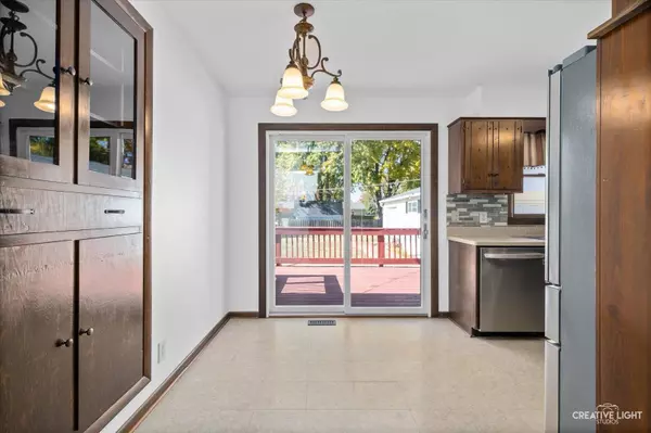 181 Ray ST, Hinckley, IL 60520