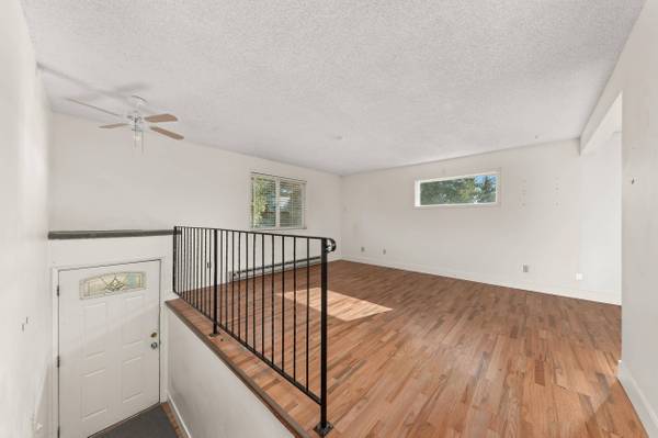 703 N Vernon Ave #705 N Vernon Ave, Deer Park, WA 99006