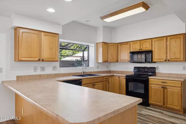 4130 W SIESTA Lane, Glendale, AZ 85308