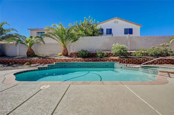 5475 S Conquistador Street, Las Vegas, NV 89148