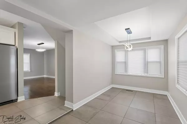 1417 S 18th Avenue, Maywood, IL 60153