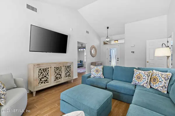 2264 FLATWOOD CT, Jacksonville, FL 32223