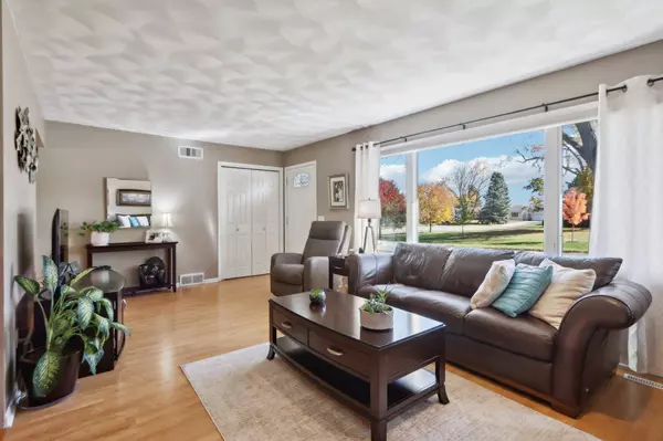 207 Winston Way, Waunakee, WI 53597