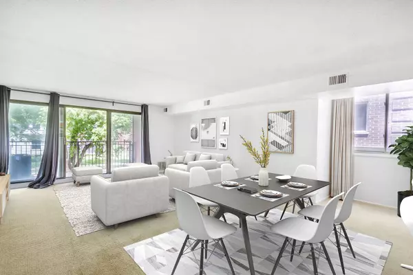 825 Pearson ST #2A, Des Plaines, IL 60016