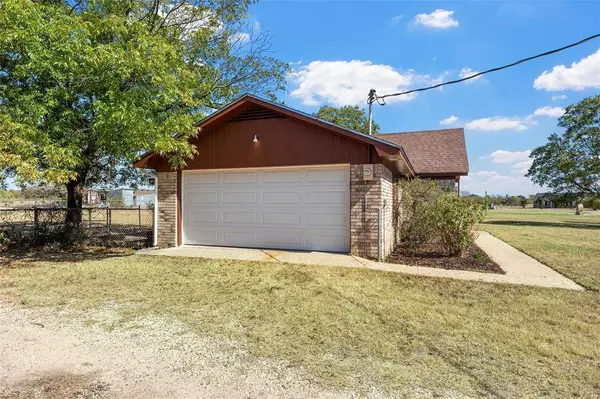114 Fort Graham Circle, Waco, TX 76705