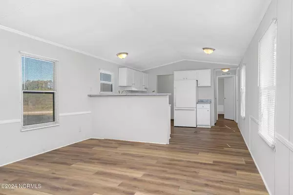 7230 Simmons RD, Castalia, NC 27816