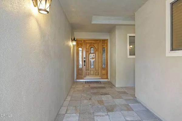 8212 Hollister ST, Ventura, CA 93004