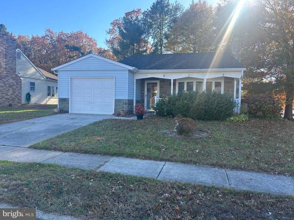 1 NEW CASTLE DR, Southampton, NJ 08088