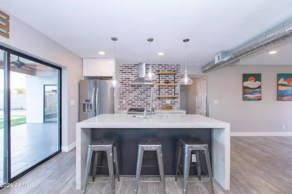 7544 E MCKINLEY Street, Scottsdale, AZ 85257