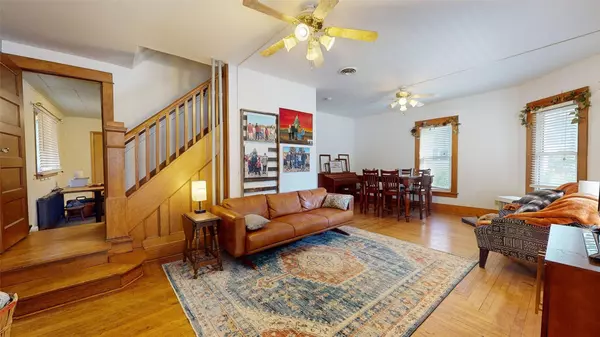 1205 K Avenue, Nevada, IA 50201