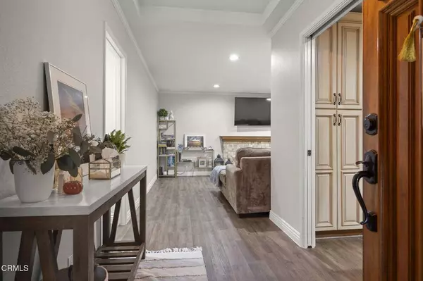 8212 Hollister ST, Ventura, CA 93004