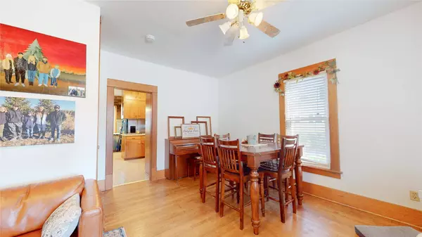 1205 K Avenue, Nevada, IA 50201