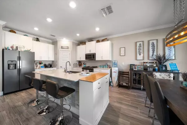 8593 WINNING FIELD RD, New Port Richey, FL 34655