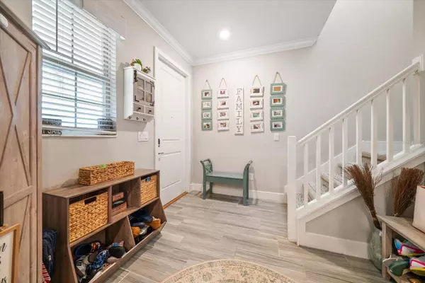 8593 WINNING FIELD RD, New Port Richey, FL 34655