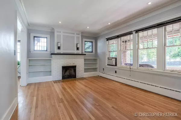 1951 Plainfield NE Avenue, Grand Rapids, MI 49505