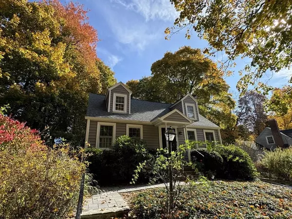 5 Westview Rd, Worcester, MA 01602