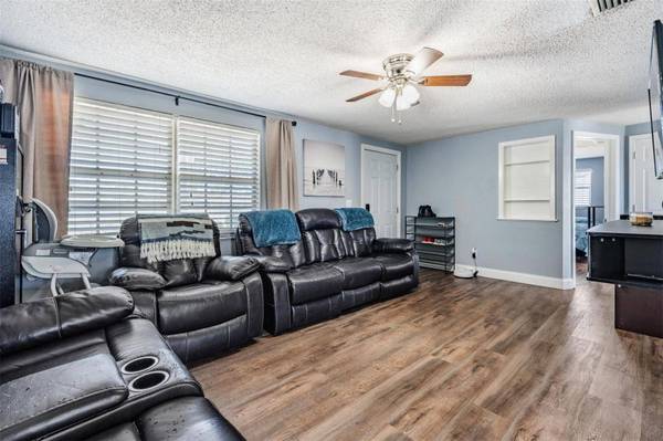 4150 RIDGEFIELD AVE, Holiday, FL 34691