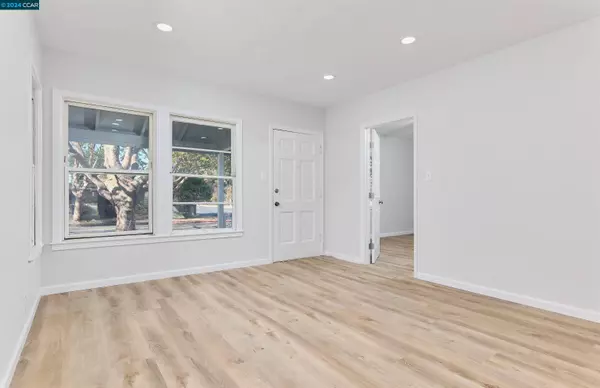 744 Steffan St, Vallejo, CA 94591