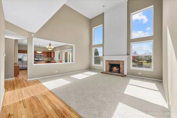 1 Gillingham CT, Algonquin, IL 60102