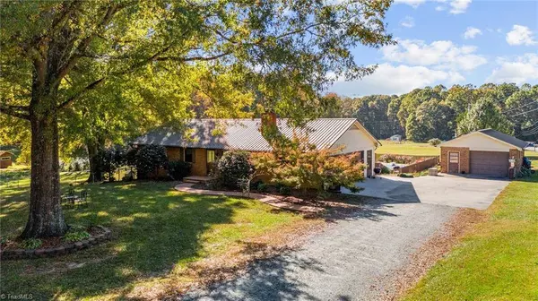 579 Arvil Hunt RD, Lexington, NC 27295