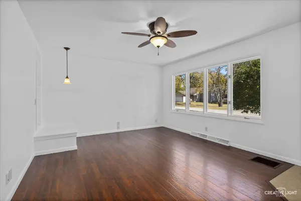 181 Ray ST, Hinckley, IL 60520