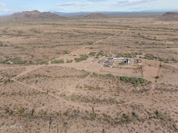 0 whispering ranch -- #235, Wittmann, AZ 85361