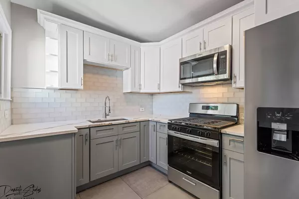 1417 S 18th Avenue, Maywood, IL 60153