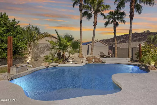 3116 W VISTA BONITA Drive, Phoenix, AZ 85027