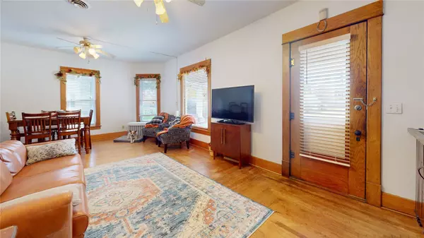 1205 K Avenue, Nevada, IA 50201