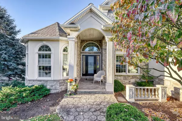 101 WINDRUSH LN, Mechanicsburg, PA 17055