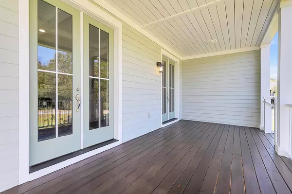 5726 Whistle Stop Ln, Ravenel, SC 29470