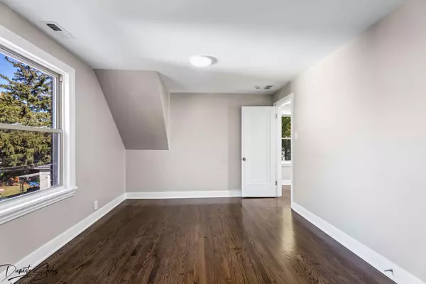 1417 S 18th Avenue, Maywood, IL 60153