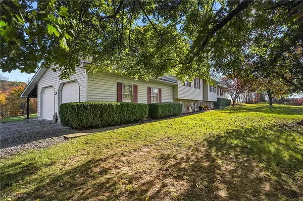 47710 State Route 46, New Waterford, OH 44445