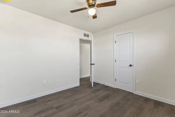 3839 W MULBERRY Drive, Phoenix, AZ 85019