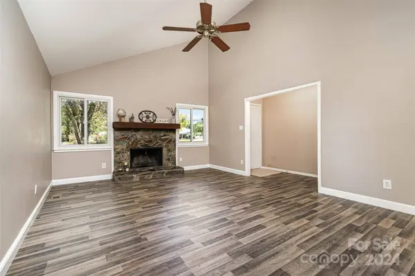 1316 Reid Harkey RD, Matthews, NC 28105