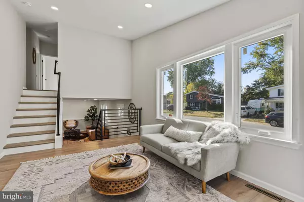 105 CORAL REEF DR, Newark, DE 19713