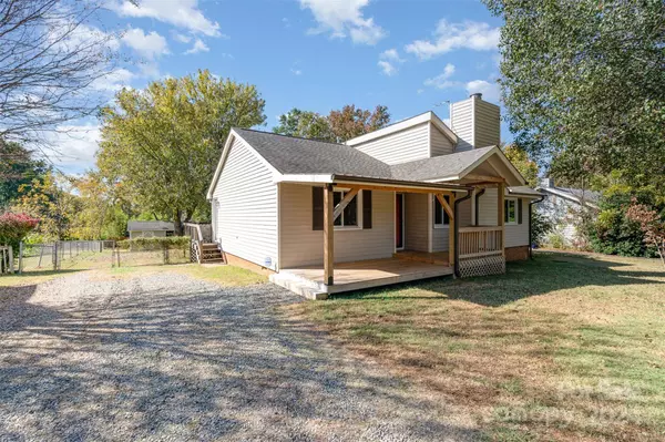 1316 Reid Harkey RD, Matthews, NC 28105