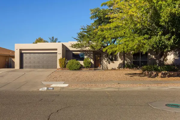9519 REGAL RIDGE DR NE, Albuquerque, NM 87111