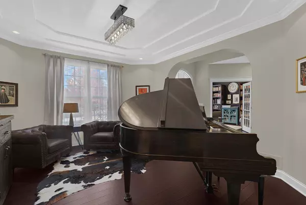 8558 Northbluff Lane, Powell, OH 43065