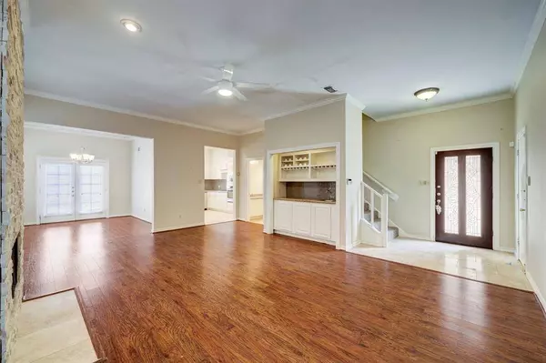 2005 Nantucket DR #C, Houston, TX 77057