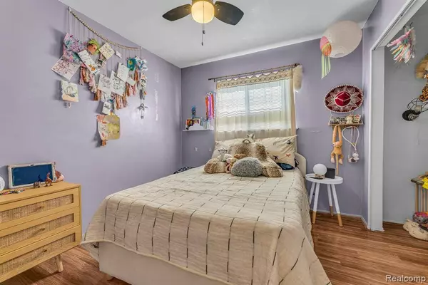 14326 LONGTIN Street, Southgate, MI 48195