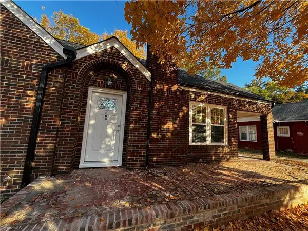 204 E Guilford ST, Thomasville, NC 27360