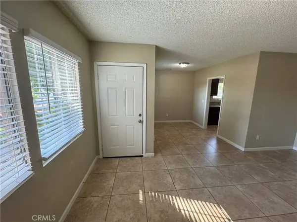 872 N Clifford AVE, Rialto, CA 92376