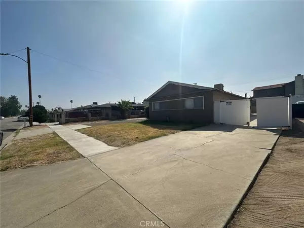 27025 10th ST, Highland, CA 92346