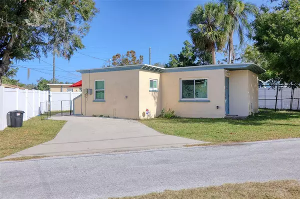 5802 & 5800 TENNESSEE AVE, New Port Richey, FL 34652