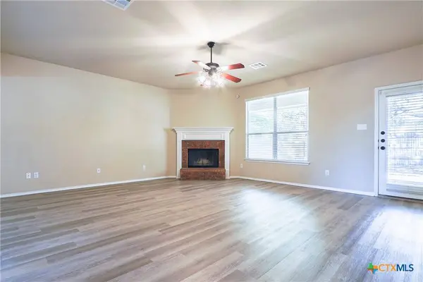 7201 Golden Oak LN, Killeen, TX 76542