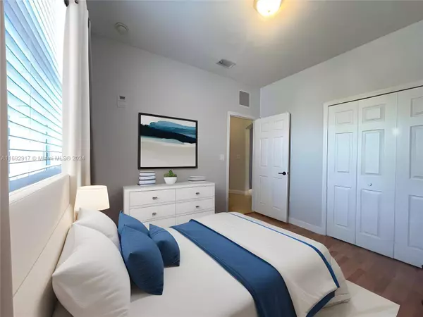 7822 NW 109th Path, Doral, FL 33178