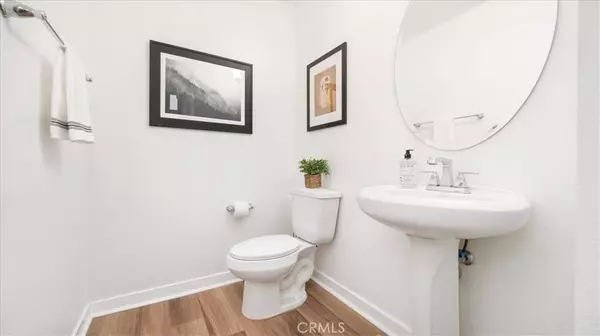 1080 W Baseline RD, Claremont, CA 91711