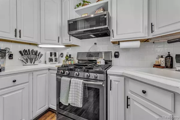 14326 LONGTIN Street, Southgate, MI 48195