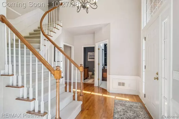 47974 DEER TRAIL Drive, Canton, MI 48187